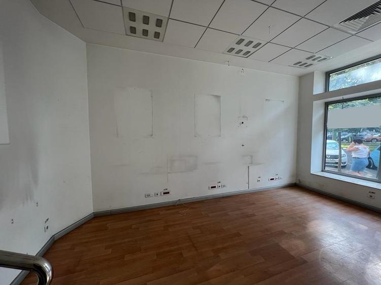 Inchiriez spatiu comercial zona Ultracentrala - ID:RH-32999 - 3