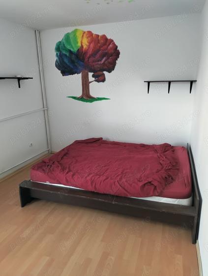 Apartament cu 3 camere decomandat în Păcurari