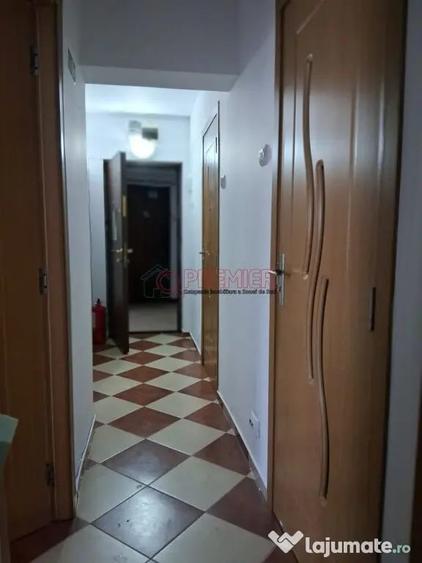 Garsonieră decomandată în Cantemir