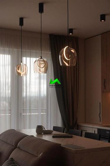 Apartament cu 3 camere decomandat, mobilat în Turnișor