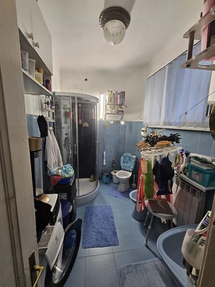 Apartament cu 4 camere semidecomandat în Central