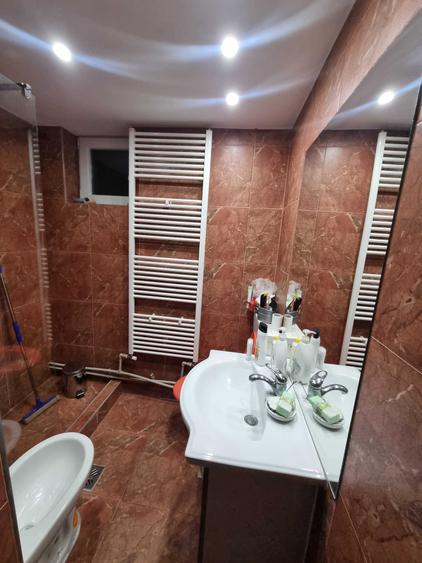 Casă cu 3 camere în Central