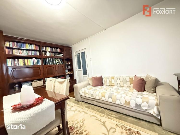 Apartament cu 2 camere semidecomandat, mobilat în Est