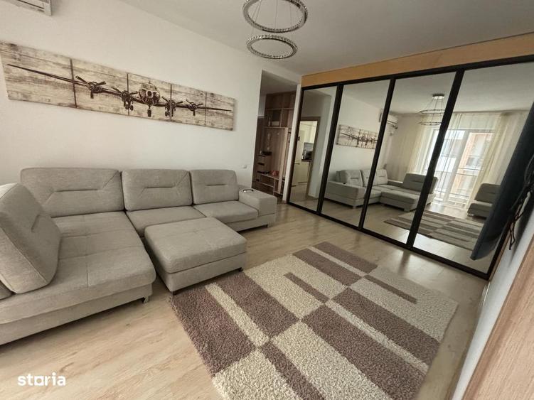Apartament cu 3 camere semidecomandat în Grozăvești