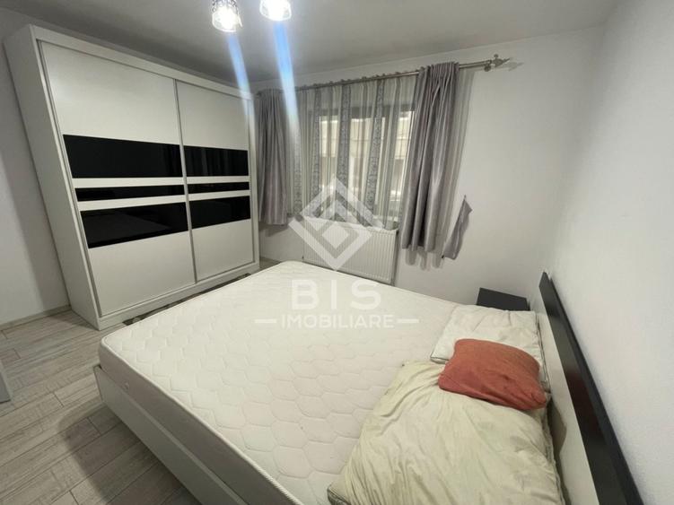 Apartament cu 5 camere decomandat în Calea Moldovei