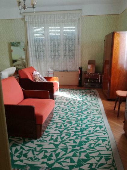 Casă cu 3 camere în Mailat
