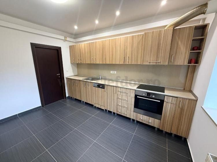 Apartament cu 3 camere decomandat, mobilat în Pipera