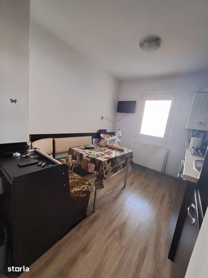 Ofer spre inchiriere apartament 2 camere Mioveni, langa Primarie - 4