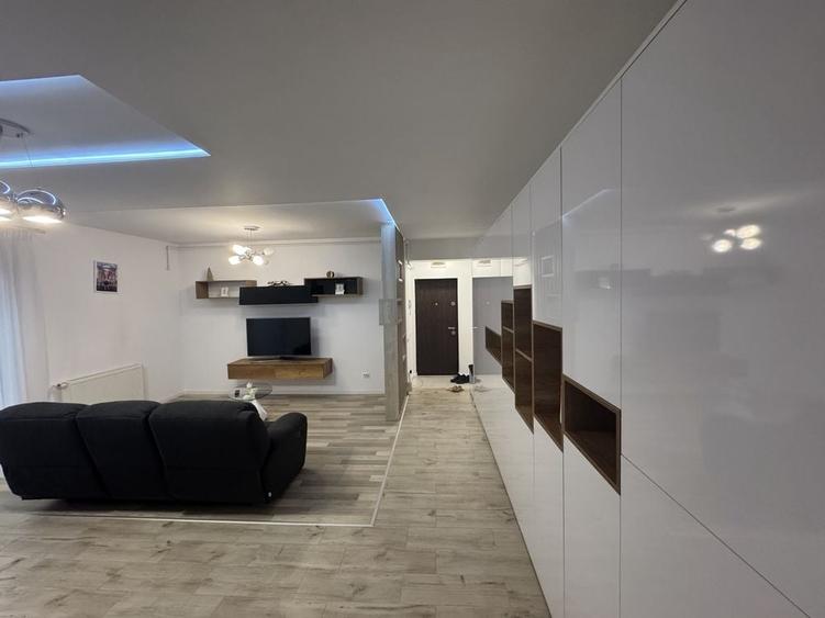 Apartament cu 3 camere decomandat în Nord