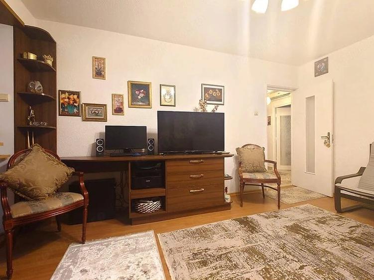 Apartament cu 2 camere decomandat în Cotroceni