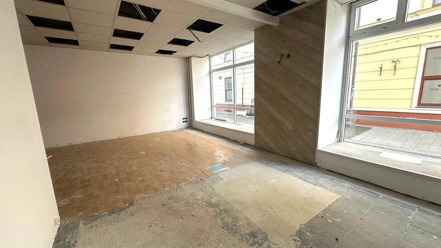 Spațiu comercial, de 40 mp, în Central