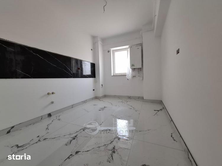 Apartament cu 2 camere decomandat în Galata