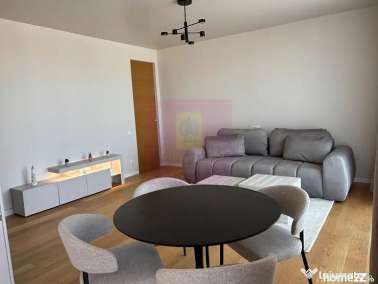 Apartament cu 2 camere semidecomandat în Central