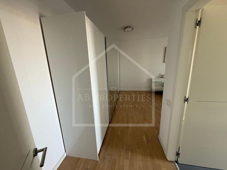 Apartament cu 3 camere decomandat, mobilat în Aviației
