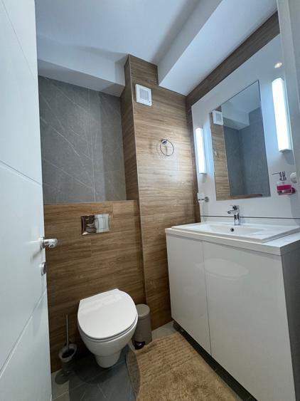 Apartament cu 3 camere decomandat în Tomis Plus