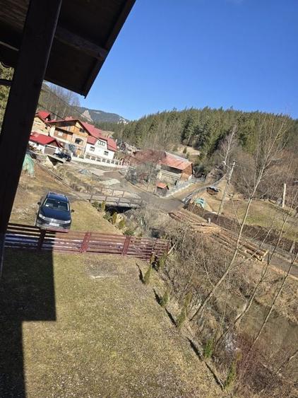 Casă cu 5 camere cu Teren 250 Mp în Central