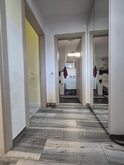 Penthouse cu 4 camere decomandat, mobilat în Theodor Pallady