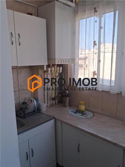 Apartament cu 2 camere decomandat, mobilat în 1 Decembrie