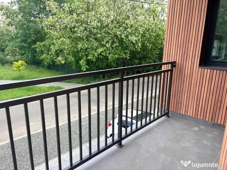 Apartament cu 3 camere semidecomandat în Griviței