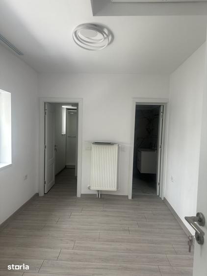 Casă cu 3 camere cu Teren 500 Mp în Central