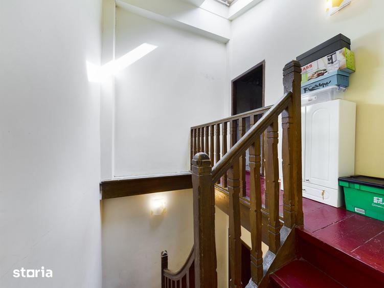 Casă cu 4 camere cu Teren 140 Mp în Grivița