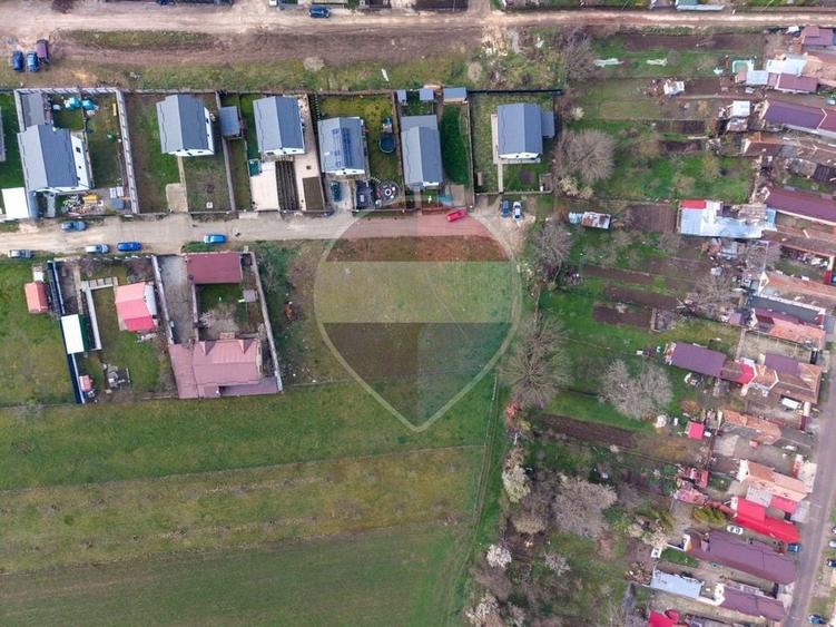 Teren Construcții intravilan de 814 mp, în Bod