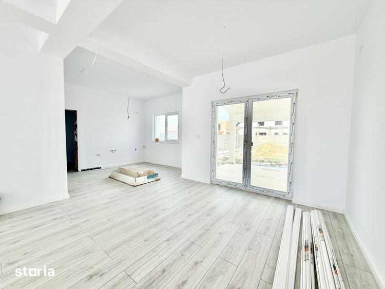 Casă cu 4 camere cu Teren 350 Mp în Central