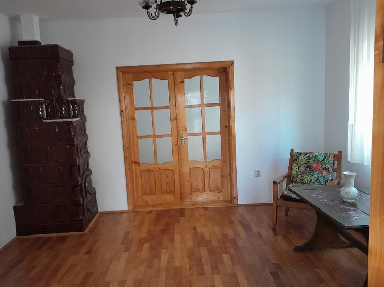 Casă de vânzare în Târgoviște – Micro 3 | 160 mp utili | 433 mp teren | Două apa - 10