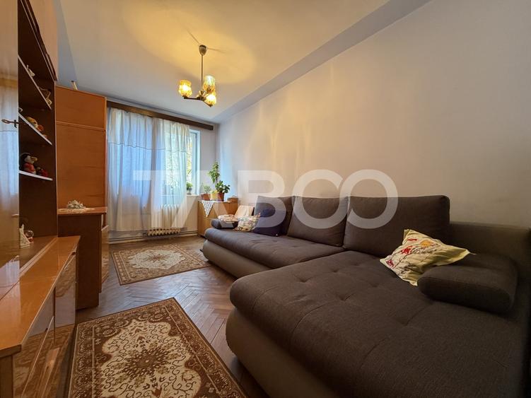 Apartament cu 3 camere decomandat, mobilat în Gheorgheni