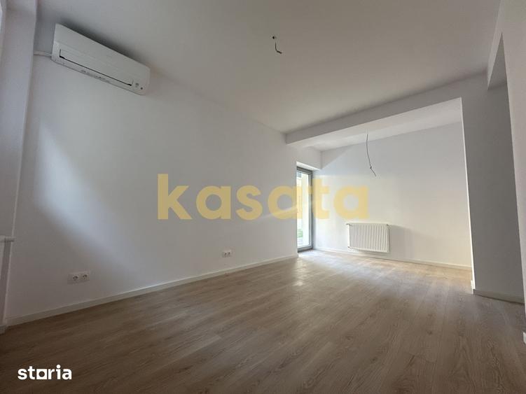 Apartament cu 4 camere în Tei