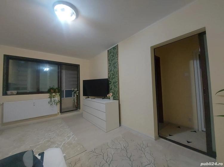 Apartament cu 2 camere semidecomandat în Sud