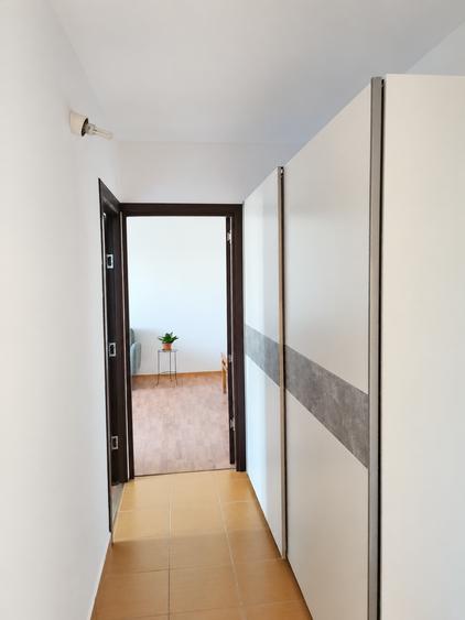 Apartament cu 2 camere decomandat în Titan