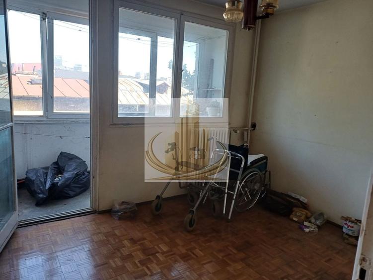 Apartament cu 2 camere decomandat în Cantemir