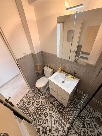Apartament cu 3 camere decomandat, mobilat în Complex Studențesc