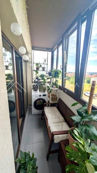 Apartament cu 3 camere semidecomandat în Europa