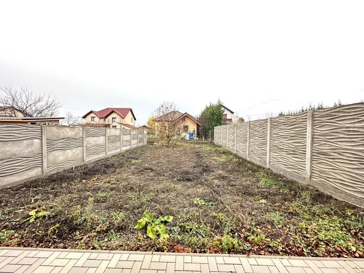 Duplex cu 5 camere cu Canalizare în Dumbrăvița