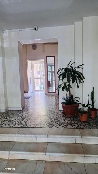 Apartament cu 2 camere decomandat în Decebal