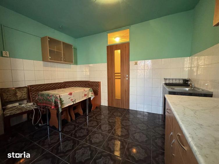 Apartament cu 2 camere semidecomandat în Telegrafului