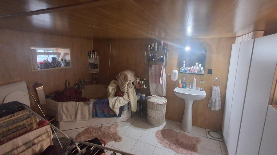 Apartament cu 2 camere nedecomandat în Centrul Istoric