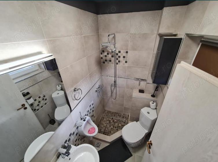 Casă cu 5 camere cu Teren 333 Mp în Central