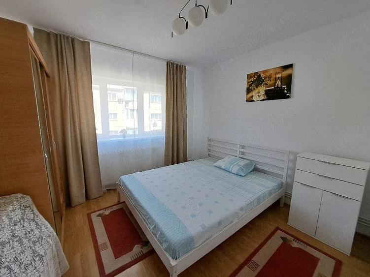 inchiriez 2 camere dec. ARAD - 4