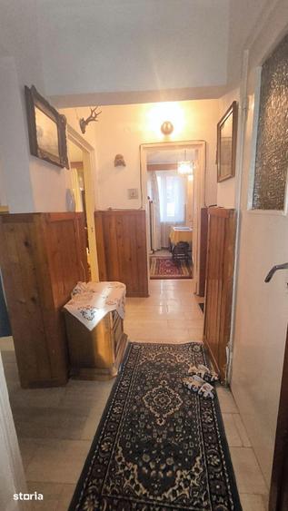 Apartament cu 3 camere în Petros