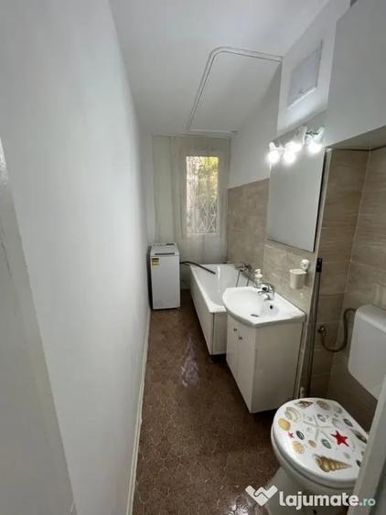 Garsonieră decomandată în Brâncoveanu