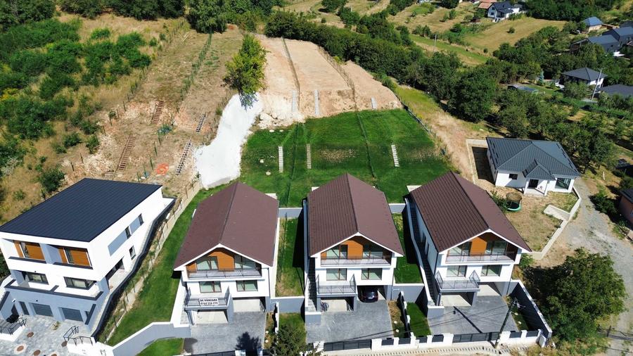 Casă cu 4 camere în Feleacu