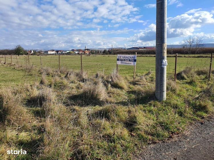 Teren intravilan 4.690mp.deschidere la 2 drumuri,zona Unirii - 5