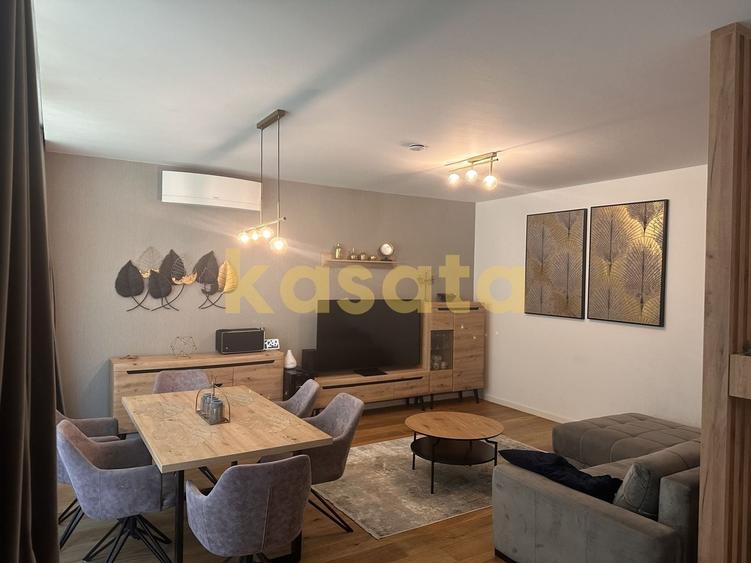 Duplex cu 6 camere cu Canalizare în Nord