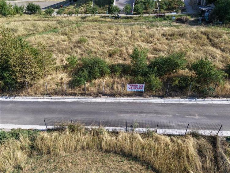 Teren Construcții intravilan de 500 mp, în Nord-Vest