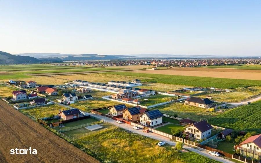 Teren de 3840 mp, în Hărman