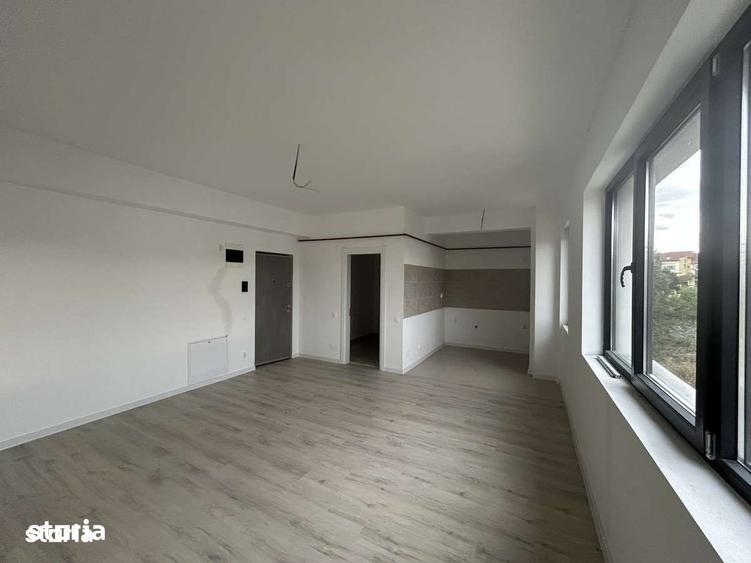 Garsonieră decomandată în Prundu