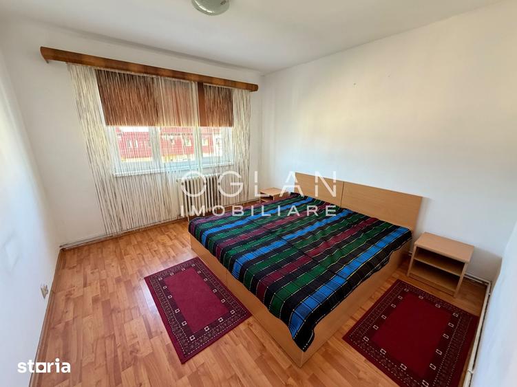 Apartament cu 3 camere decomandat în Vasile Aaron
